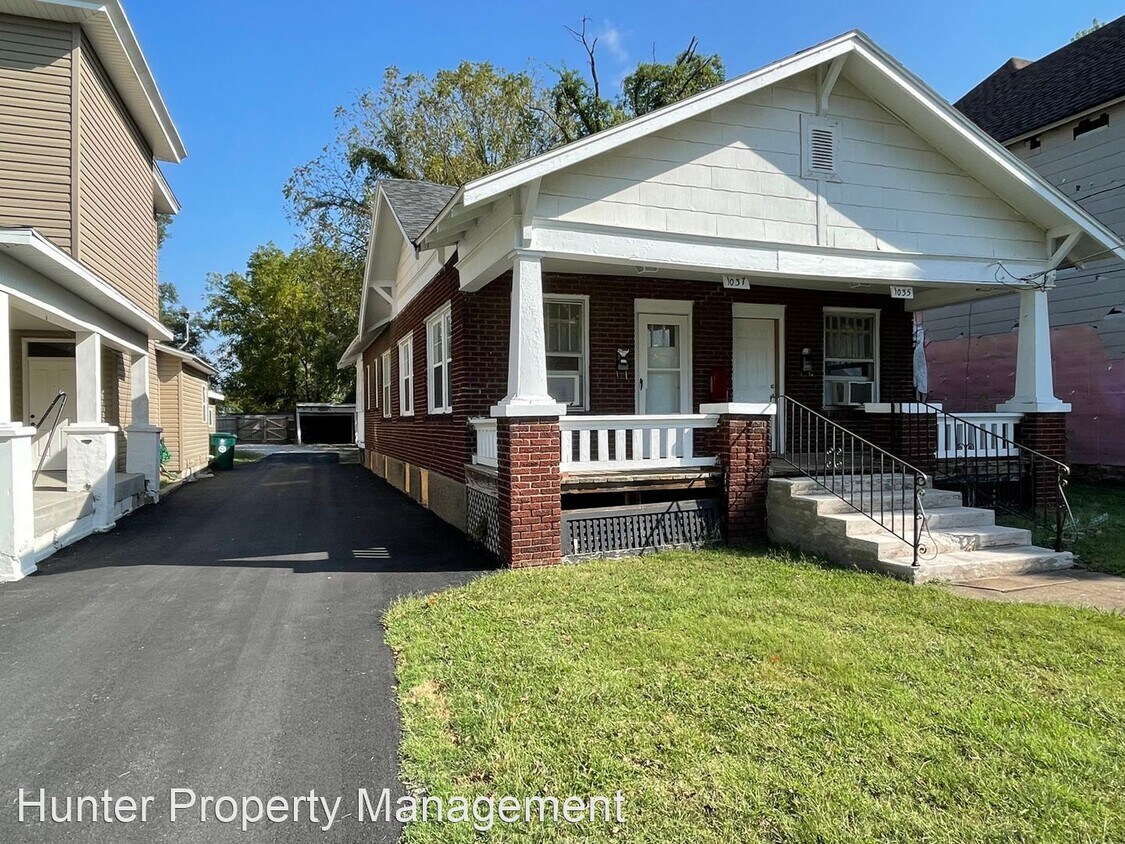 Primary Photo - 1 br, 1 bath House - 1035 W Walnut St