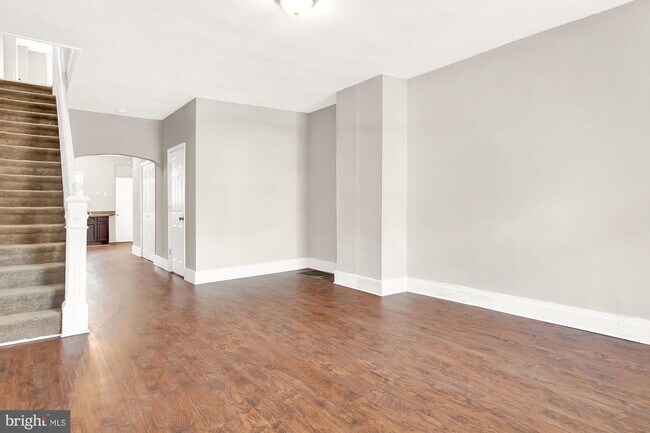 Foto del edificio - 5 Bedroom in Uptown Hbg - Section 8 accepted.