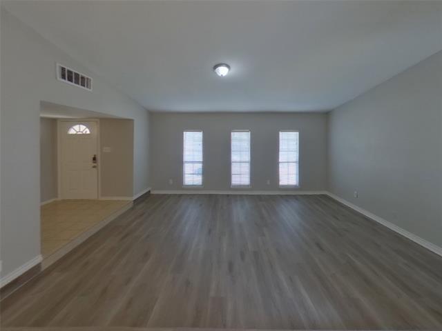 Building Photo - 5249 Reed Dr