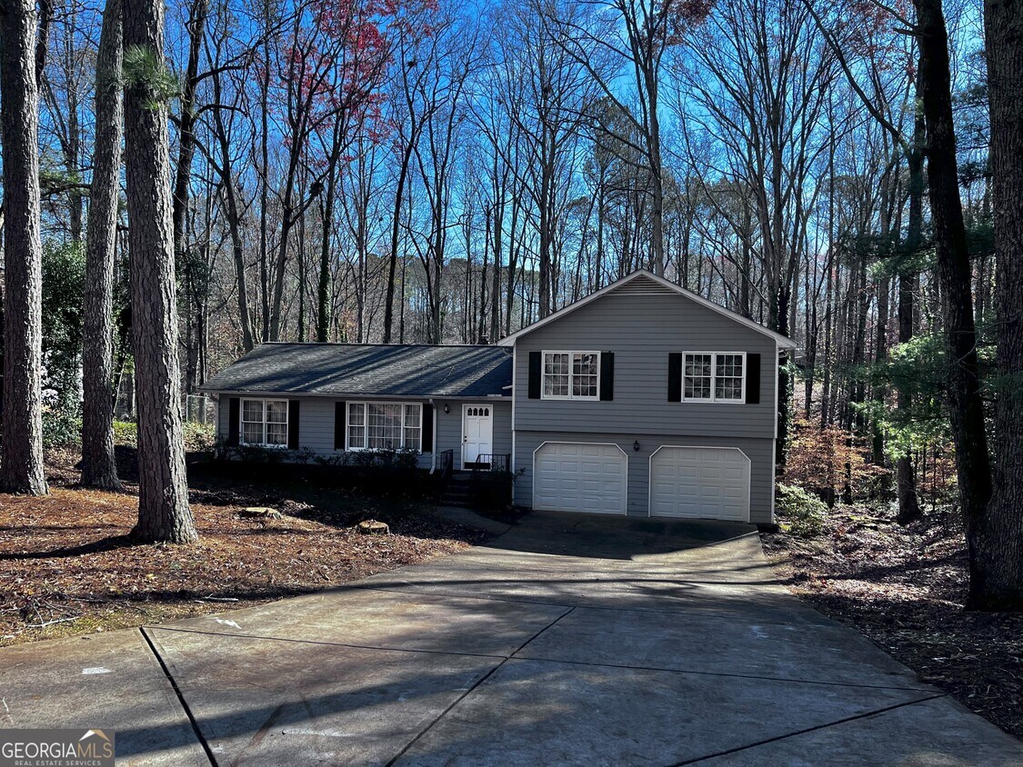 Primary Photo - 3378 Mountain Hollow Dr