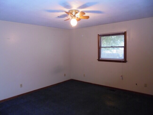 Building Photo - 525 N Enterprise St