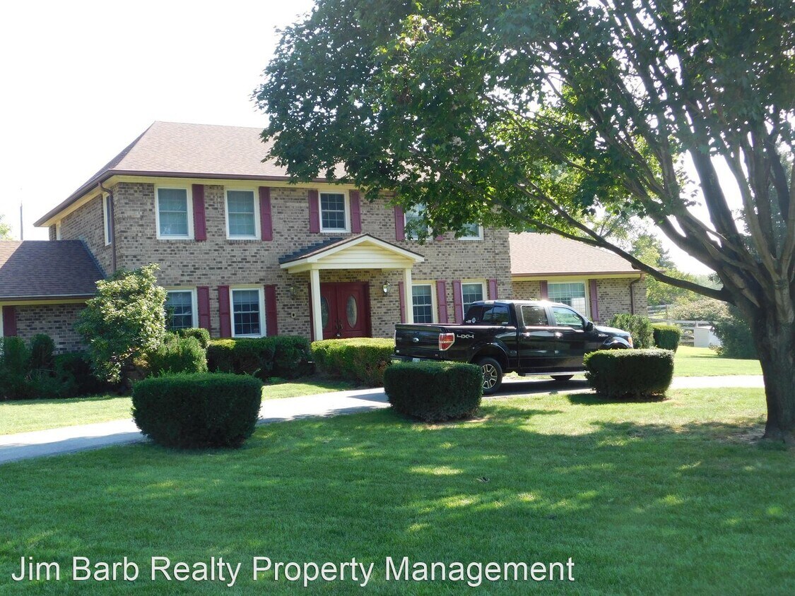 Primary Photo - 3 br, 2.5 bath House - 1272 Bowling Green ...