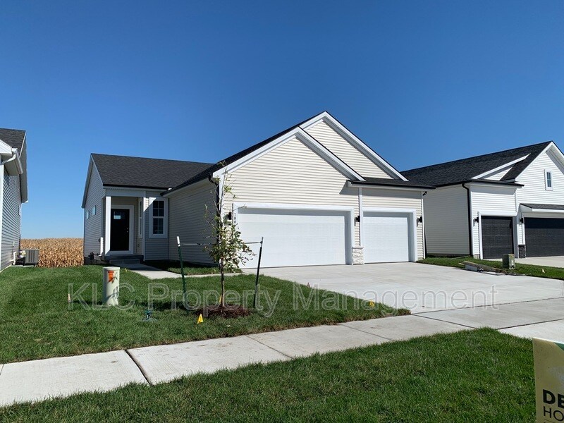 780 McIntosh Ct, Bondurant, IA 50035 House Rental in Bondurant, IA