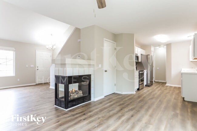 Foto del edificio - 7170 Allens Park Dr