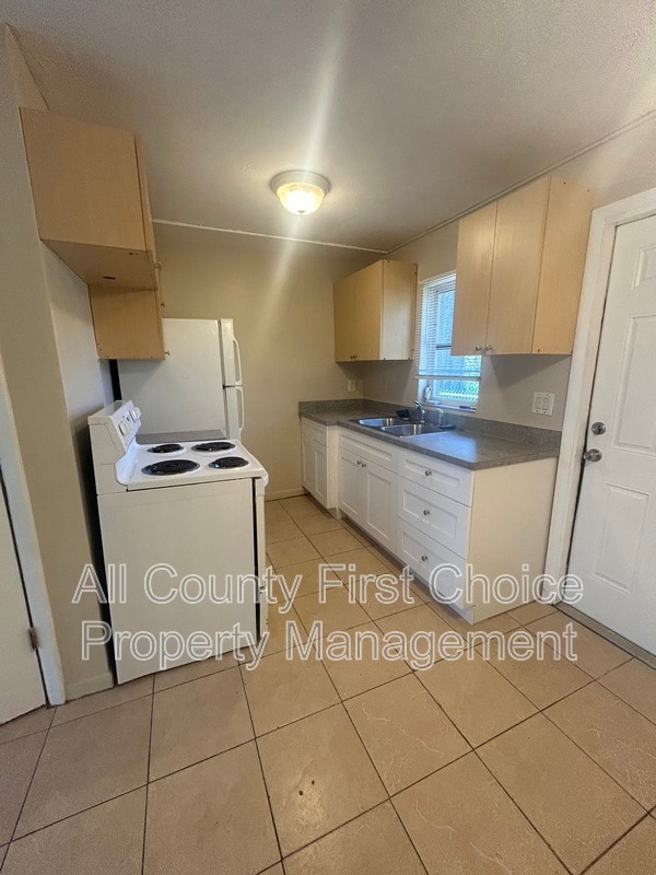Photo - 1530 Carmel Ave Apartment