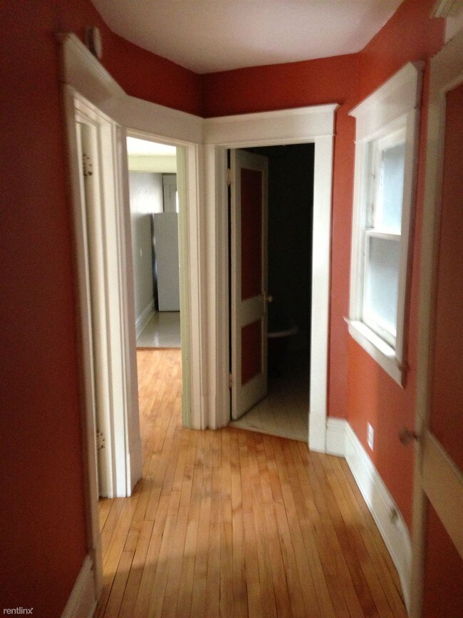 Building Photo - 161 Prospect Ave NE