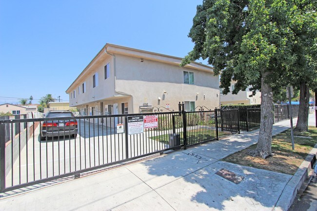 Building Photo - 6842 Agnes Ave