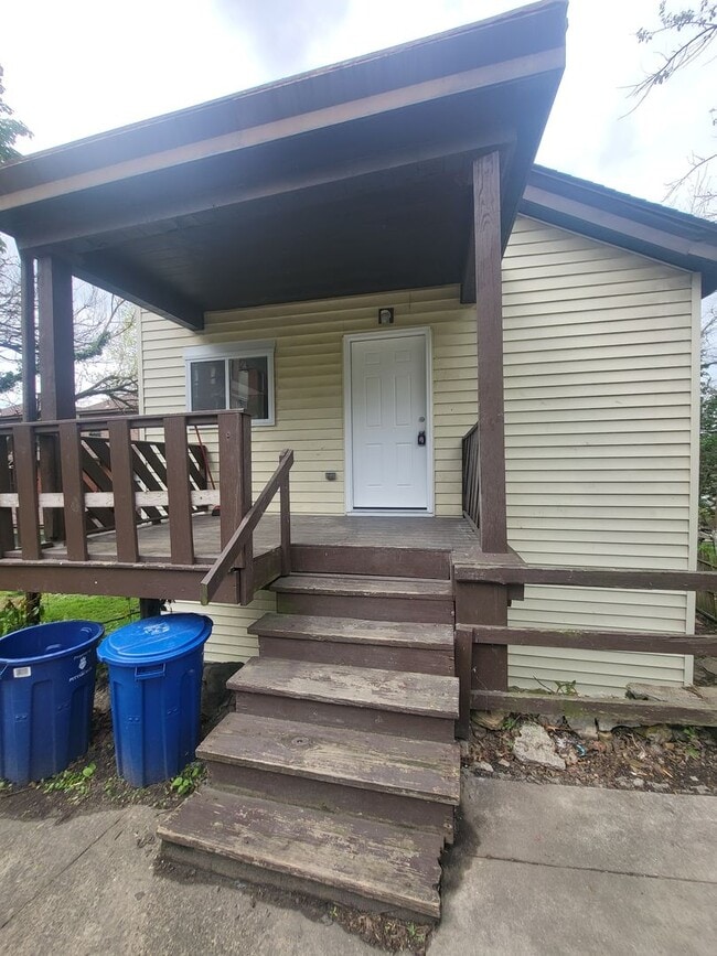 Building Photo - 4012 Perrysville Ave