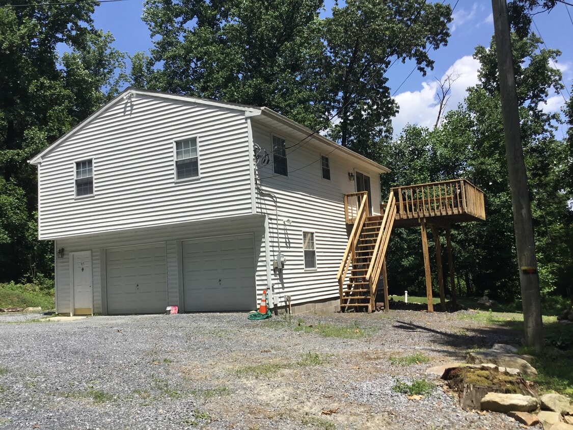45 Acorn Ln, Jonestown, PA 17038 House Rental in Jonestown, PA