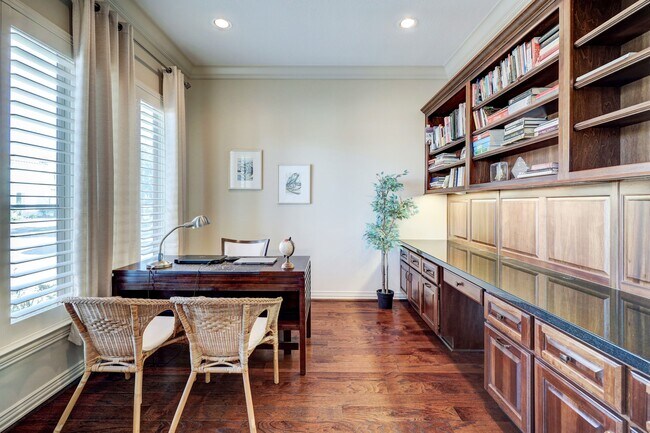 Foto del edificio - 14207 Bay Cliff Ct