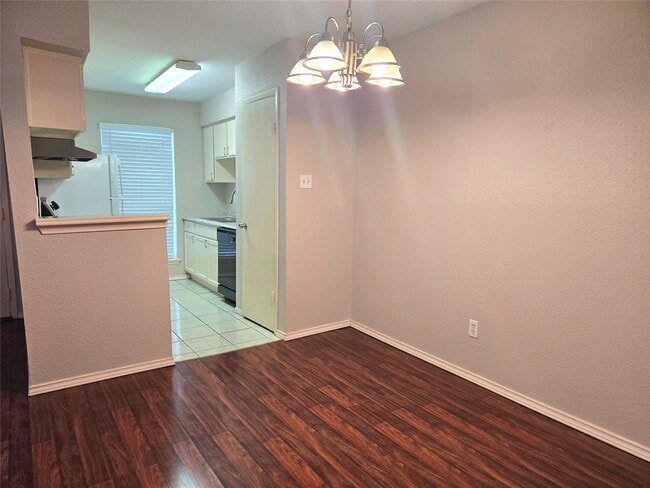 Building Photo - 6200 Ranchester Dr