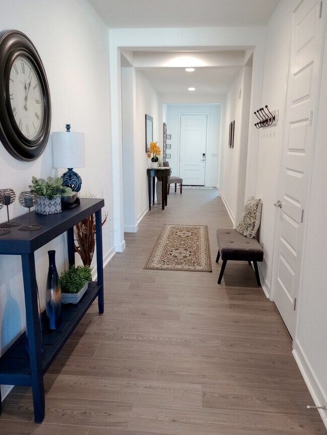 Vestíbulo grande - 19652 W Badgett Ln