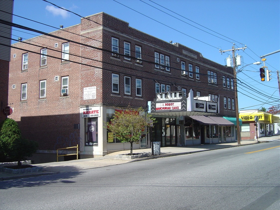 Primary Photo - State Theater Building