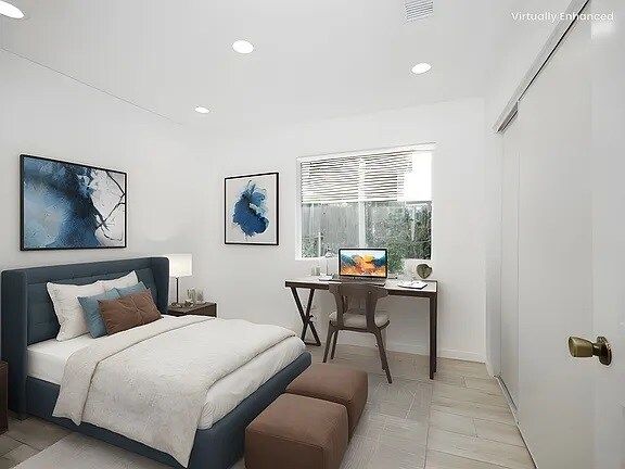 Foto del edificio - 21028 Ingomar St