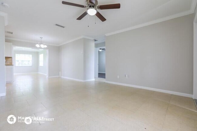 Foto del edificio - 556 Lowell AVE NW, Port Charlotte, FL 33952