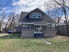 Building Photo - 1436 Matilda St NE