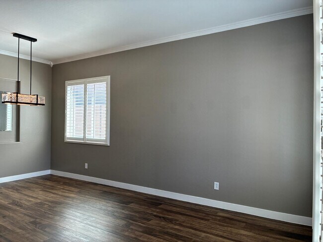 Foto del edificio - 10454 W Foothill Dr