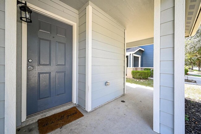 Building Photo - 530 Silky Leaf Dr