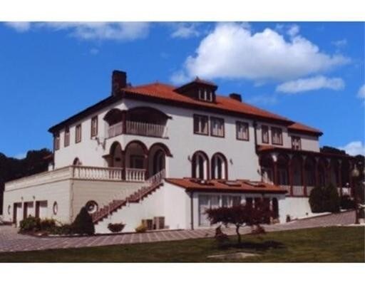 Foto del edificio - 12 Azalea Rd