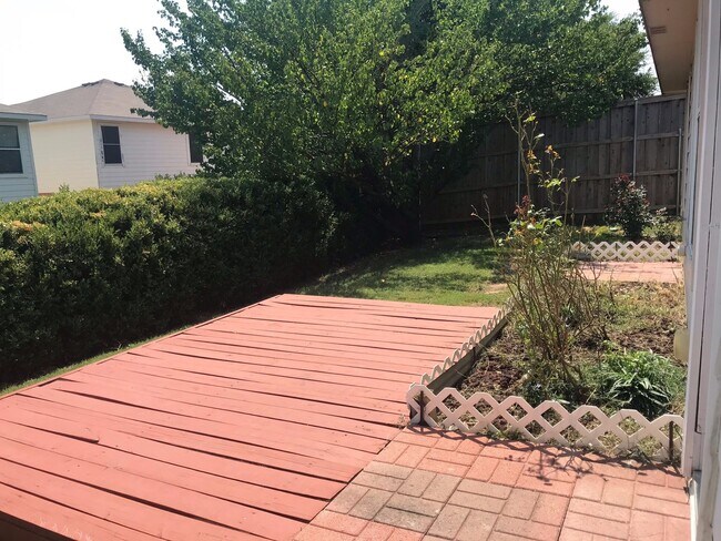 Foto del edificio - 3820 Bandera Ranch Rd