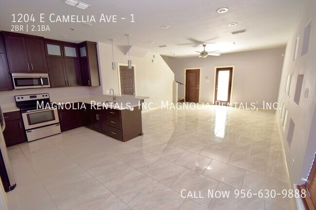 Foto del edificio - 2 bedroom Townhouse for Rent in McAllen