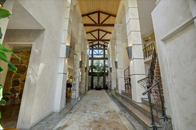 Foto del edificio - 510 Priscilla Ln