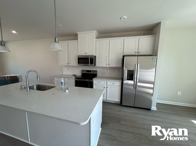 Foto del edificio - 8687 Stevenson Ln