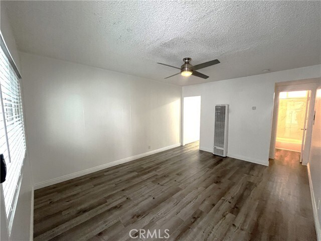 Foto del edificio - 12926 Doty Ave
