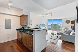 Building Photo - 335 S Biscayne Blvd