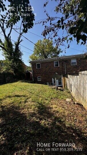 Building Photo - 1359 Dix Dr