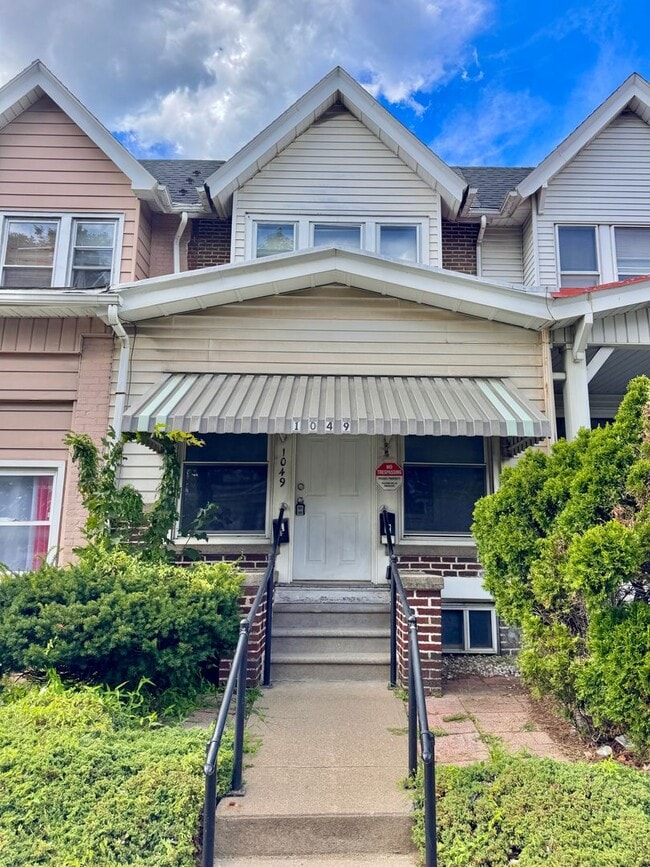 Building Photo - 1049 Tilghman St