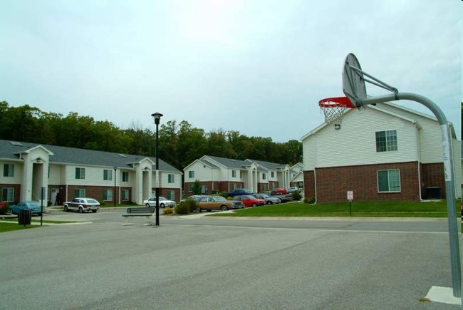 Building Photo - Hawthorne Village Apartments