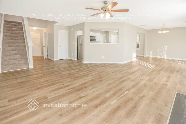 Foto del edificio - 3504 Devon Chase Rd