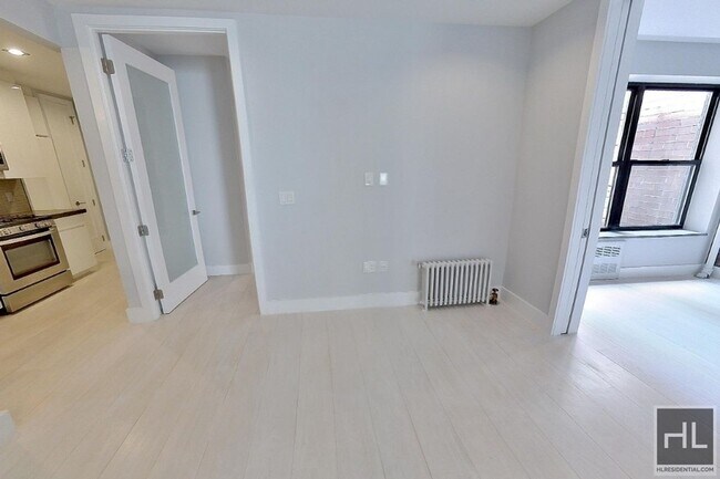 Building Photo - Stanton Street