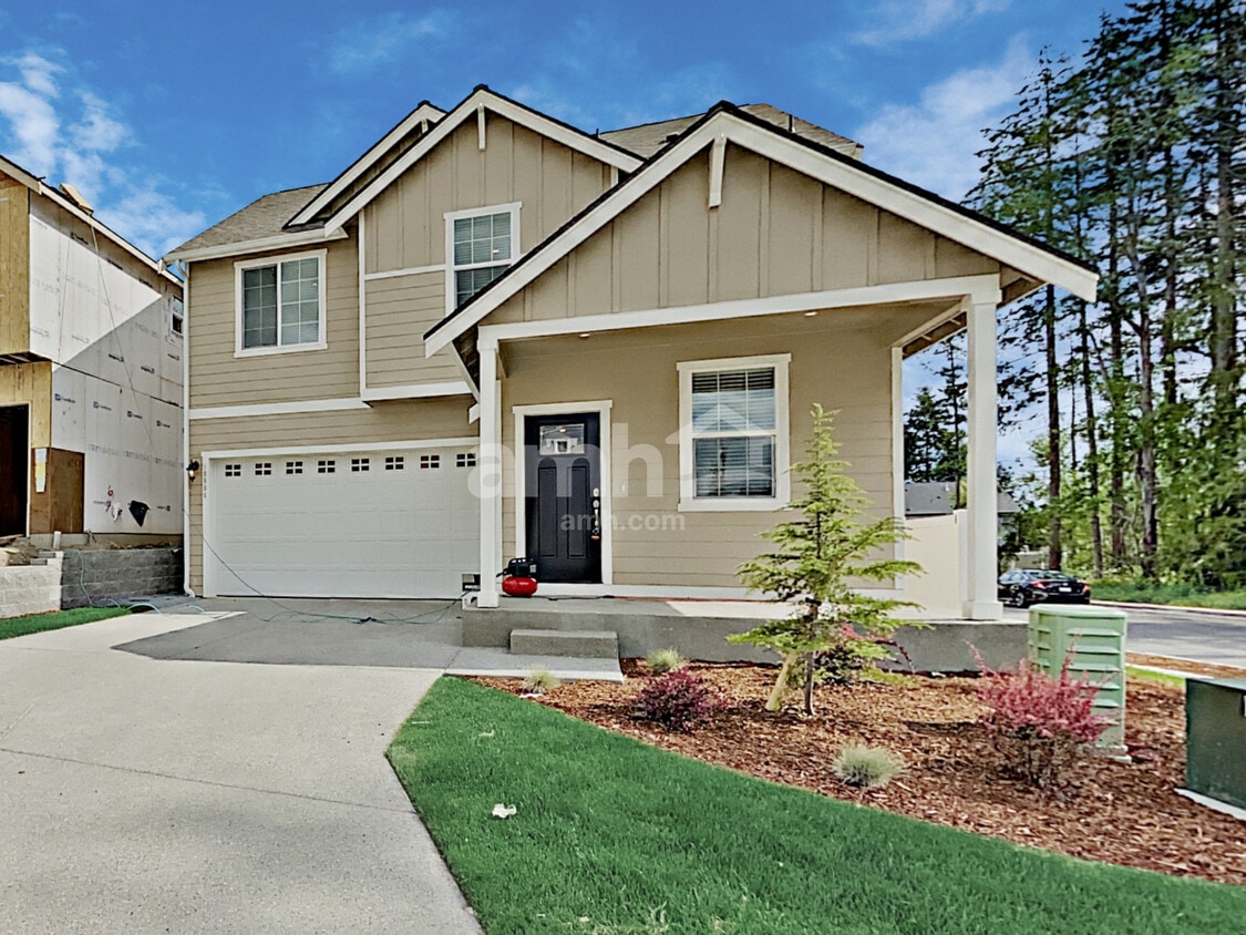 10604 138th Street E House Rental in South Hill, WA