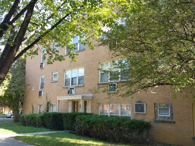 Primary Photo - 8055 Kilpatrick Ave