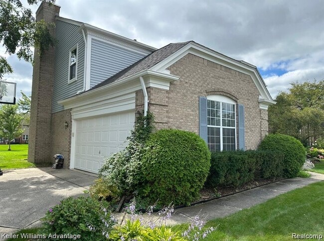 Foto del edificio - 45655 Larchmont Dr