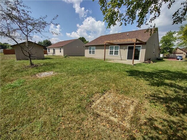 Building Photo - 1095 Taurus Ln