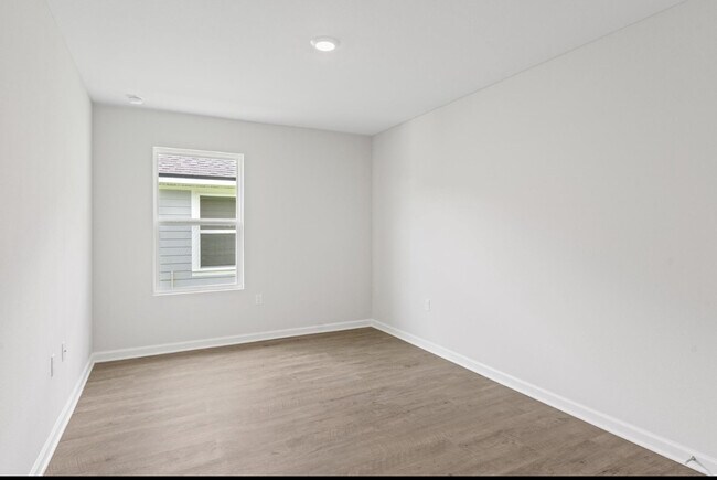 Building Photo - 149 Needle Thrush Cir