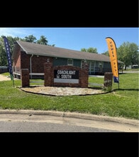 Building Photo - 3831 SW South Park Ave