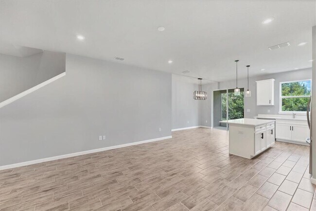 Building Photo - 11832 Sky Acrs Ter