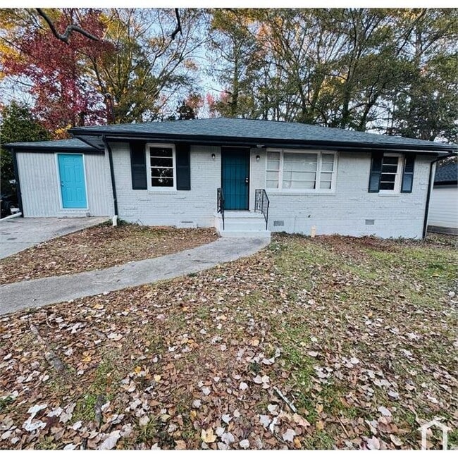 Photo - 2804 Long Way House