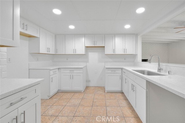 Building Photo - 518 N Platina Dr