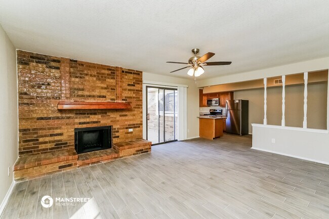 Building Photo - 2837 Carnaby Ln