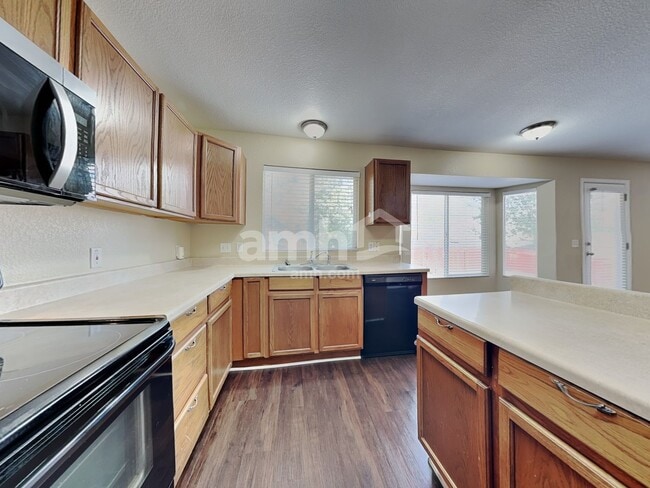 Foto del edificio - 15395 E 99th Ave