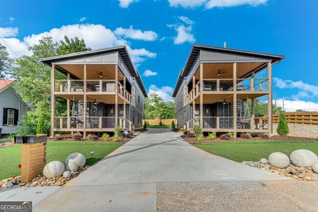 Foto del edificio - 773 Bradford St SW