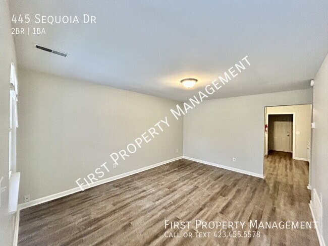 Foto del edificio - 445 Sequoia Dr