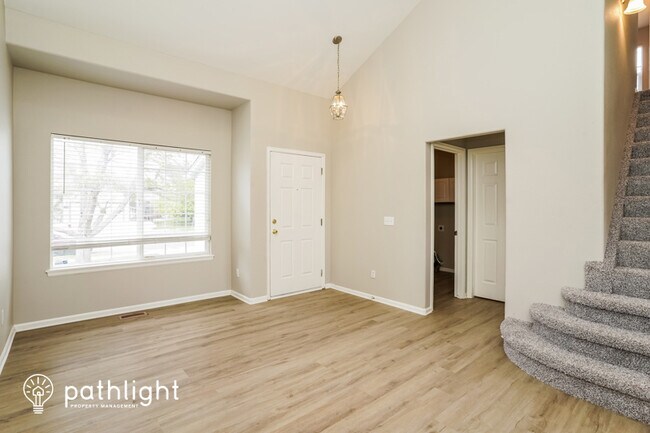 Building Photo - 6965 Highland Vista Drive