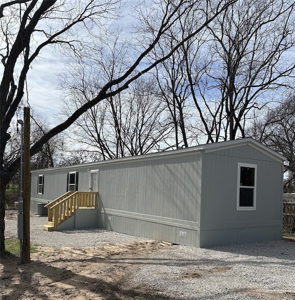 Building Photo - 7699 Peden Rd