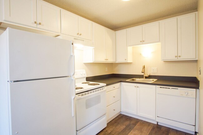 Foto del edificio - Contemporary 1-Bedroom in Buckman Neighborhood with Parking!